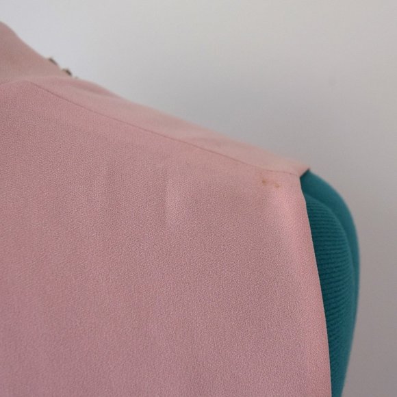 BCBG MAXAZRIA Pink Sleeveless Front Triangular Cut Out Blouse - Picture 7 of 10